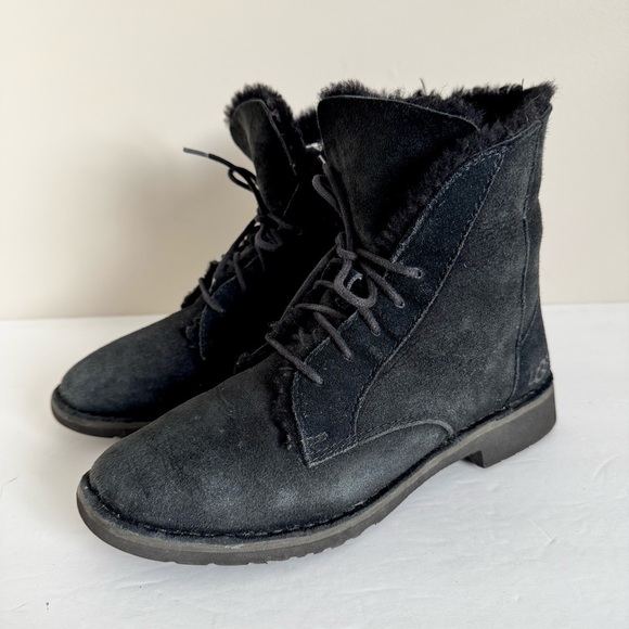 UGG Quincy Lace Up Shearling Boot Black Women's 8 - Picture 8 of 14